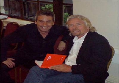 Peter Fisk in Richard Branson ob izdaji nove knjige Marketin&scaron;ki genij